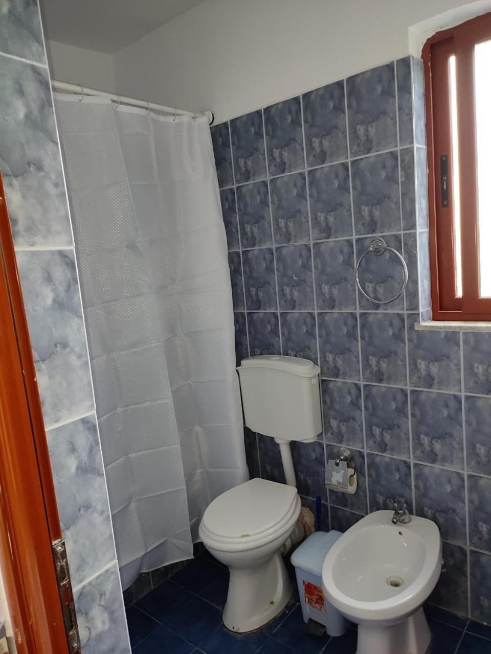 Guest House Eloid Berat Buitenkant foto